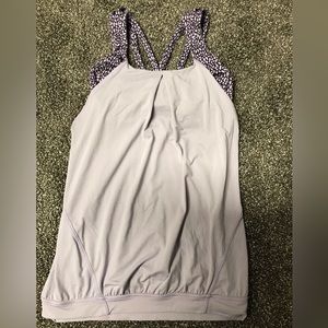 Lululemon tank top built in bra